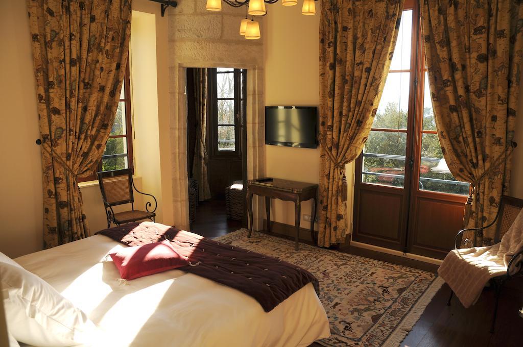 Castel Peyssard Bed & Breakfast Perigueux Phòng bức ảnh